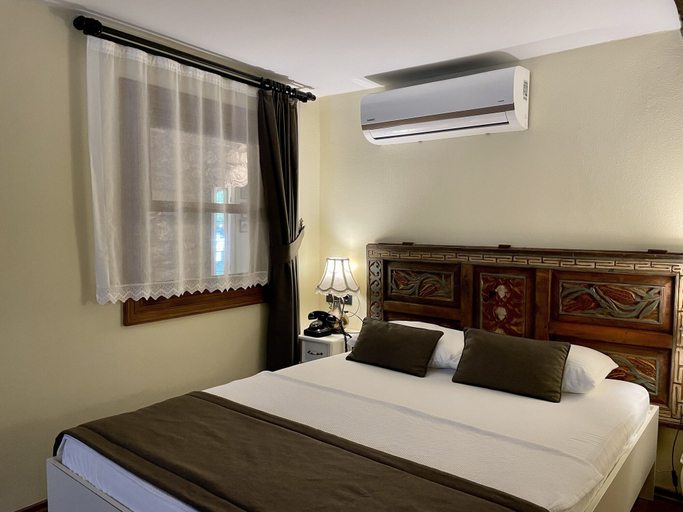 Bedroom 3, Urla Taş Konak Otel, Urla