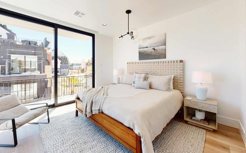 Bedroom 3, Golden Hour by RedAwning, Washington