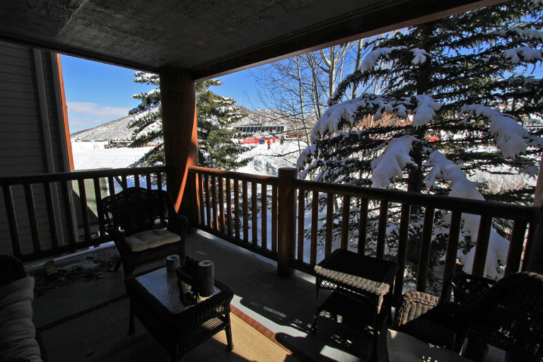 Balcony 3, Snow Flower 063 3 Bedroom Condo by RedAwning, Summit