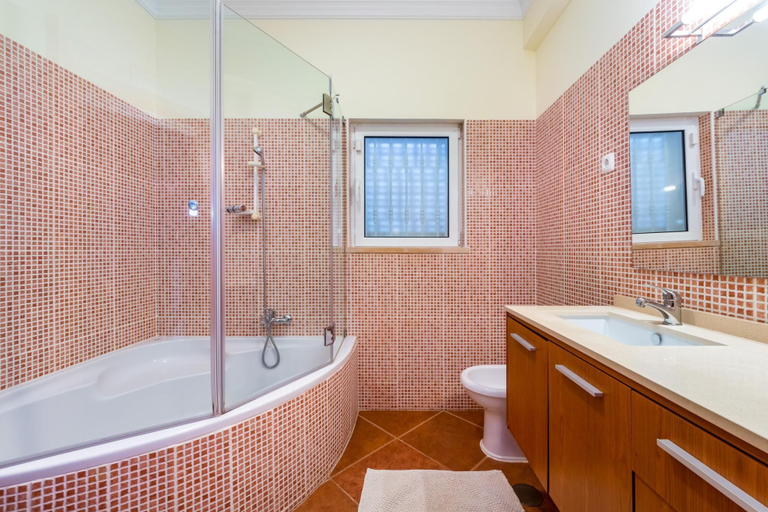 Bathroom 4, Villa Amarela in Boliqueime, Loulé