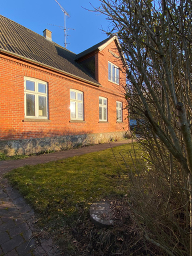 Others 4, Jonas Hus - Munkgaard, Stevns