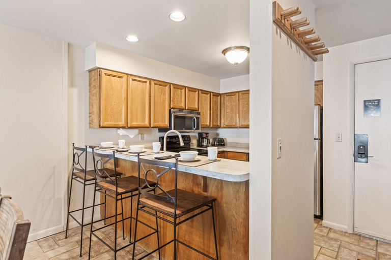 Private kitchen 4, Snow Flower 147 2 Bedroom Condo by RedAwning, Summit
