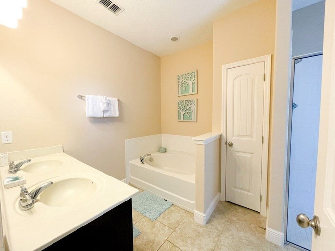 Bathroom 4, Eternal Summer At Solterra Resort 5 Bedroom Villa, Polk
