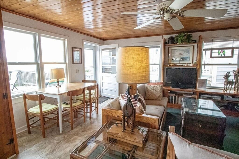 Private kitchen 5, The Captain's Quarters 2 Bedroom Home by RedAwning, Brunswick