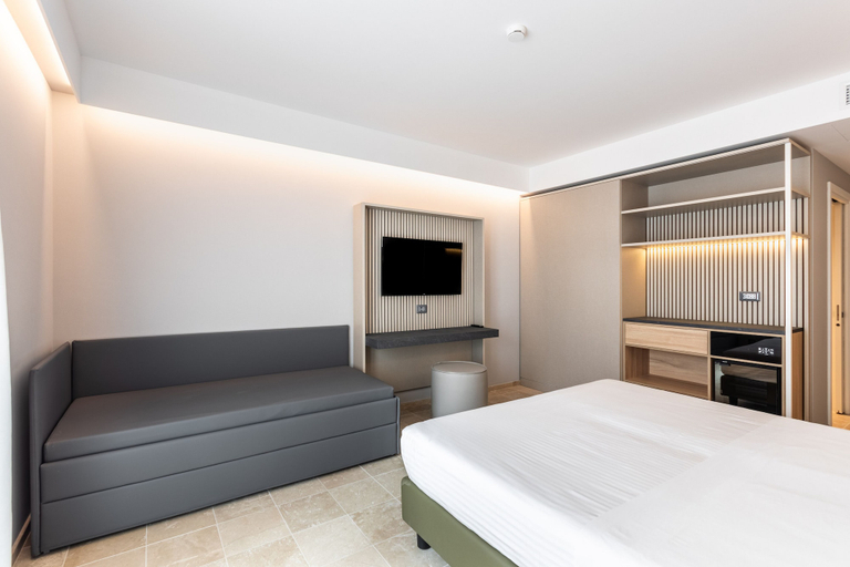 Bedroom 4, Hotel Netum Mare, Syracuse