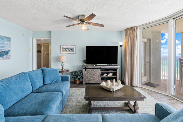 Living area 3, The Perfect Escape! Long Beach Resort-8th Floor-gulf Front With Amazing Views, Bay