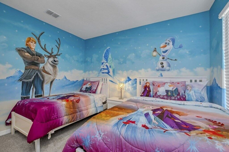 Bedroom 3, 6 Bed 4 Bath Solterra Beautiful Home! 6 Bedroom Villa by RedAwning, Polk