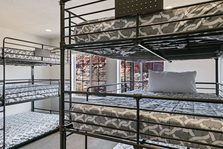 Bedroom 3, 1 Dreamy Place by RedAwning, Washington