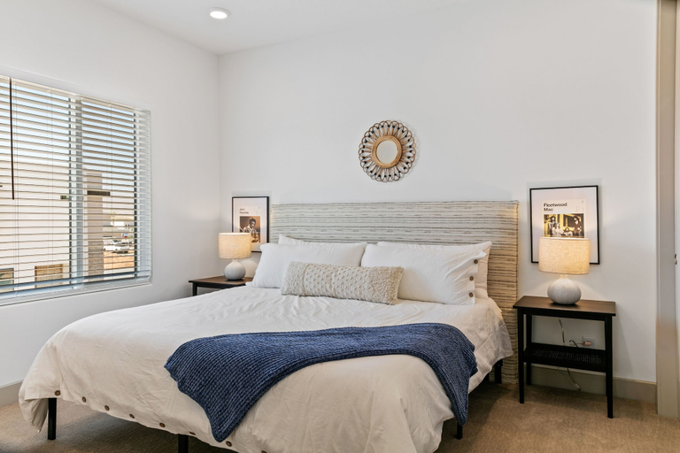 Bedroom 3, Rock n' Relax at Desert Color by RedAwning, Washington