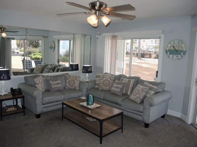 Living area 5, 1202m 1 Bedroom Condo by RedAwning, Brunswick
