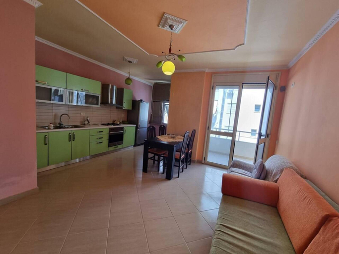 Others 5, Lungomare Daily Apartment Beachfront, Vlorës