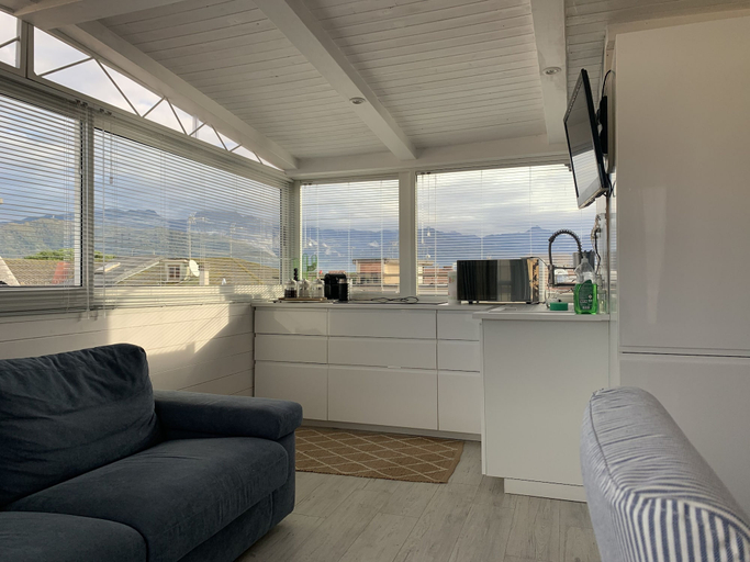 Others 5, Cosy Apartment with Terrace view in Sarzana Italy, La Spezia