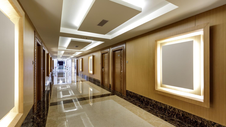 Public Area 2, Hotel ARJUNAA, Ramanathapuram