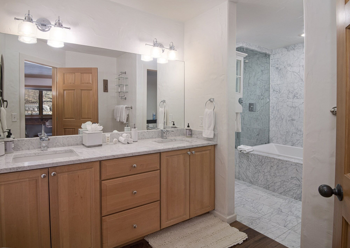 Bathroom 2, 2109 B Chamonix 4 Bedroom Home by RedAwning, Eagle