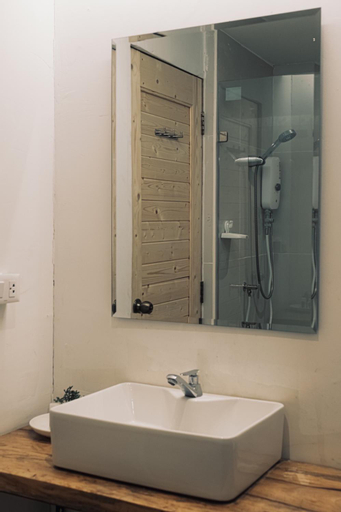 Bedroom 1, Khao Kiang Na, Mae Taeng