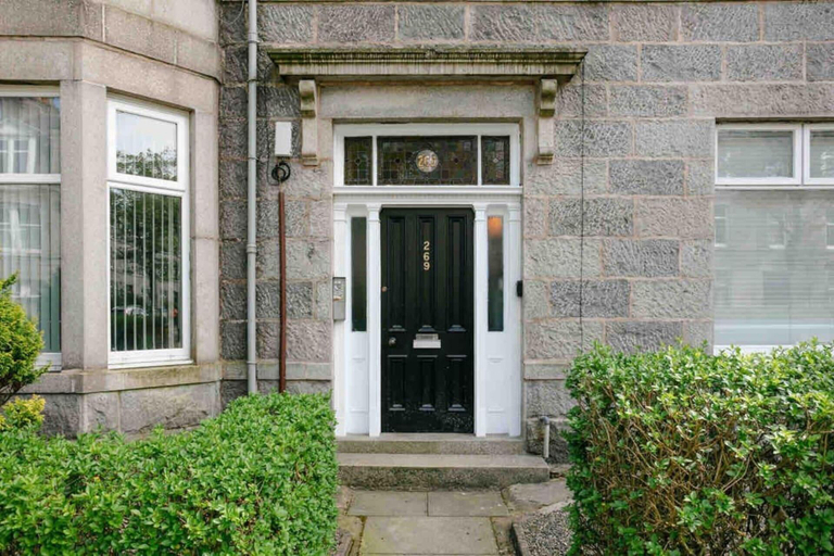 Exterior & Views 2, Comfortable West End Flat With Parking Easy Access, Aberdeen