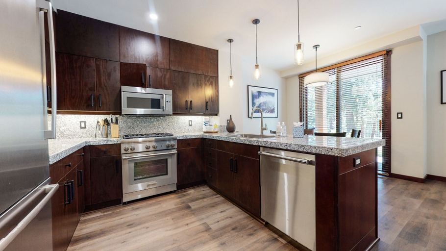 Private kitchen 4, Solstice #14 2 Bedroom Condo by RedAwning, Mono