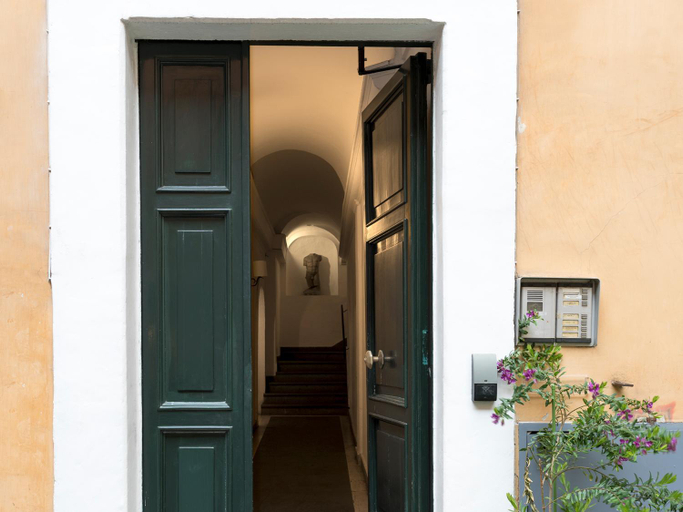 Others 5, JR Suites, Rome