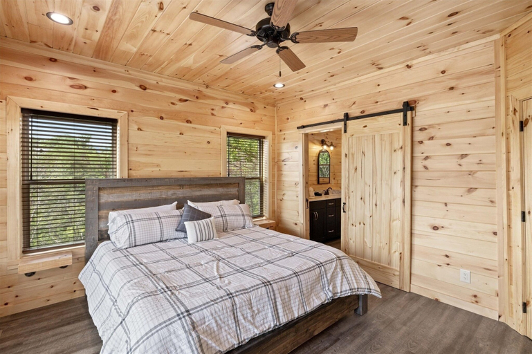 Bedroom 2, Stargazer Chalet 5 Bedroom Cabin by RedAwning, Sevier
