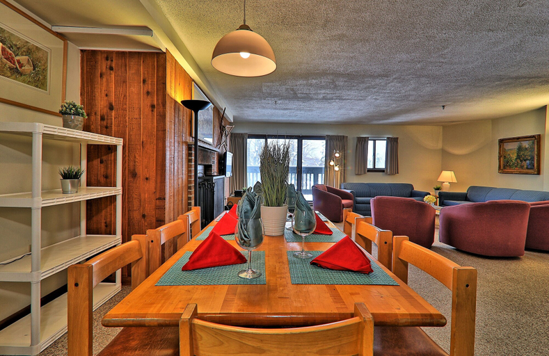 Food & Drinks, Mountain Green Resort By Killington VR - 3 Bedrooms, Rutland