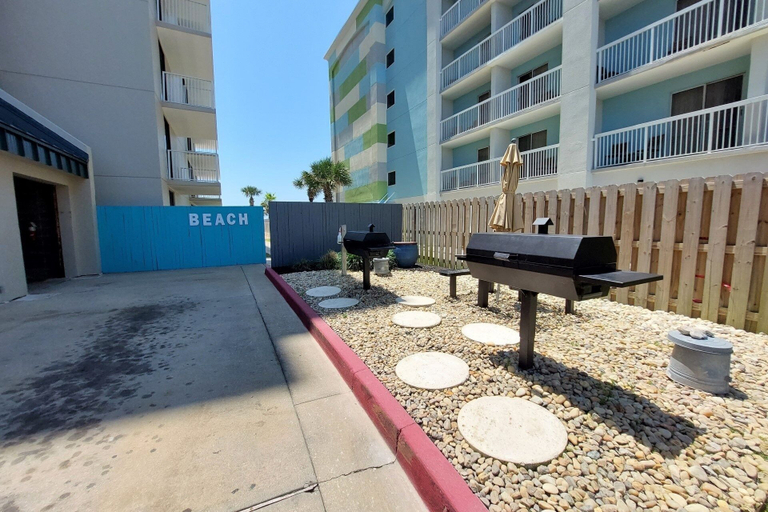 Exterior & Views 2, Shoalwater 1102 3 Bedroom Condo by RedAwning, Baldwin