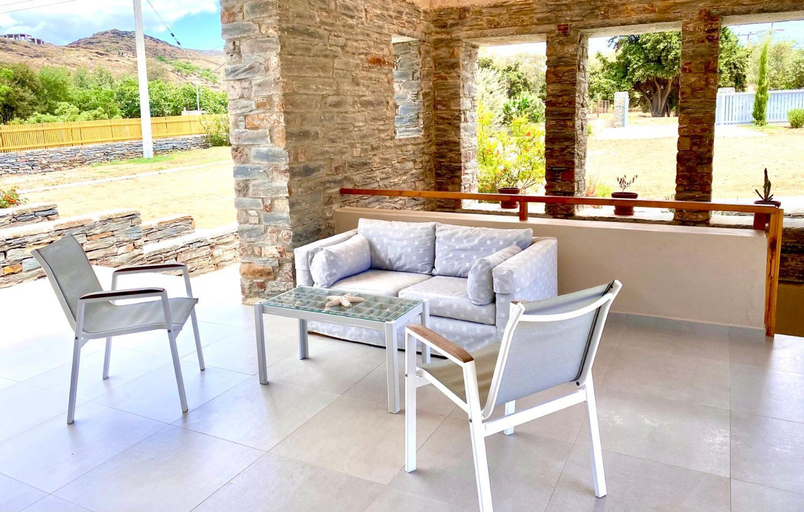 Others 5, Vourkari Village, South Aegean