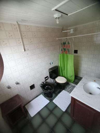 Bathroom, Hospedagem da Val, Parati