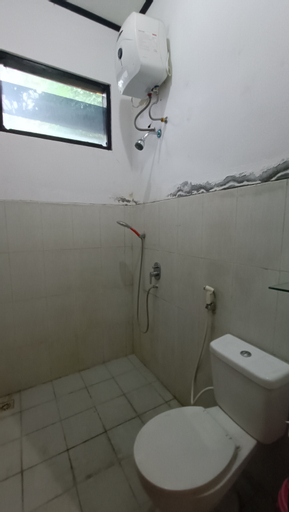Bathroom 4
