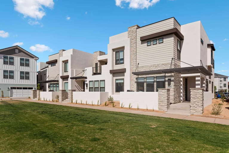 Exterior & Views 2, Cloud 9 at Desert Color by RedAwning, Washington