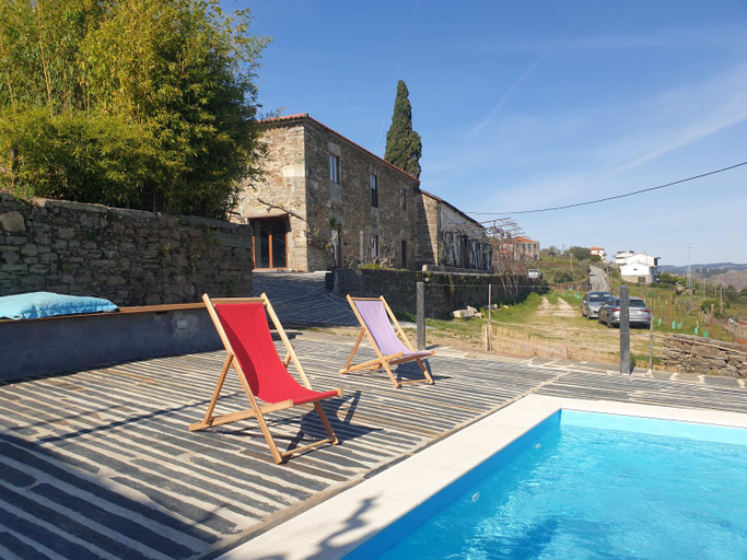 Swimming pool 4, Quinta de Sobre a Fonte Charming Apartments - traditional winery, Peso da Régua