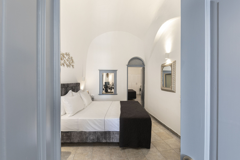 Bedroom 4, Caldera Senses, South Aegean