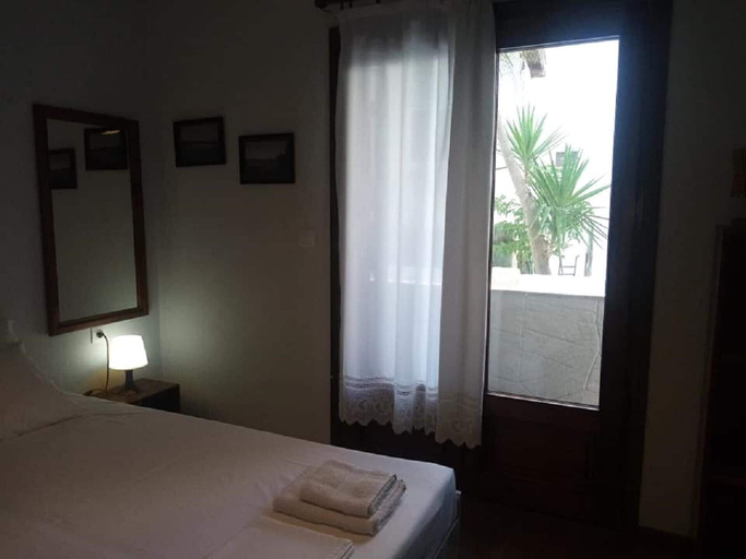 Bedroom 3, Petrino1880 Sea-vacation Apartment in Chalkidiki, Central Macedonia