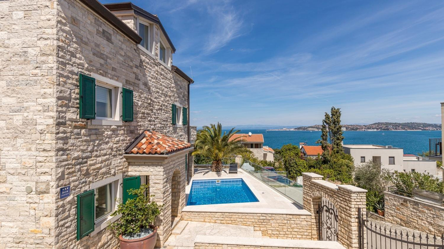 Others 2, Villa Milena, Umag