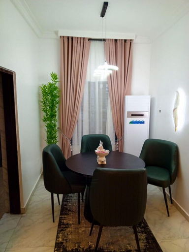 Others 5, Impeccable 2-bed Apartment in Ikeja, Kosofe
