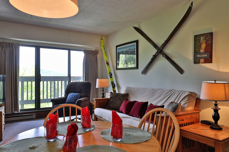 Food & Drinks 5, Mountain Green Resort by Killington VR - 1 Bedrooms, Rutland