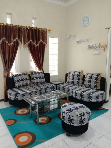 Others 2, Syahila Homestay, Malang