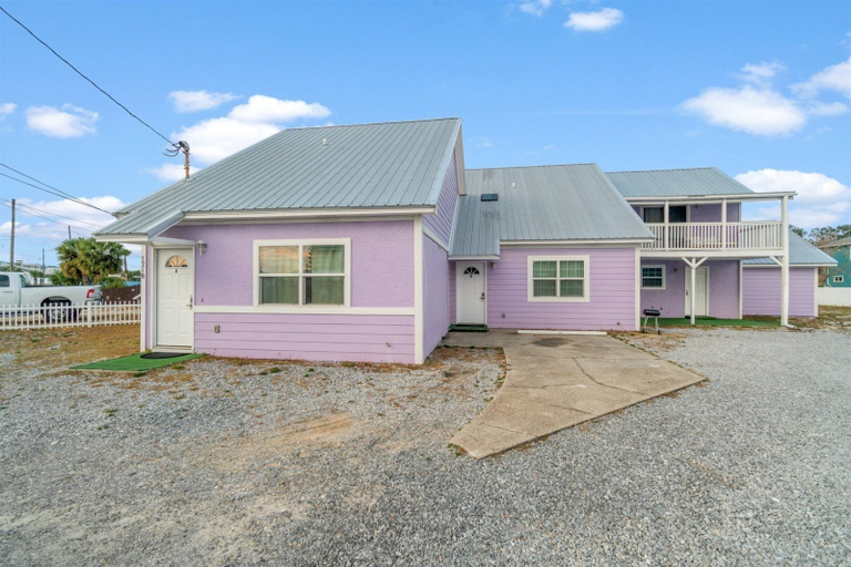 Exterior & Views 2, 5218 Beach Dr A, Bay