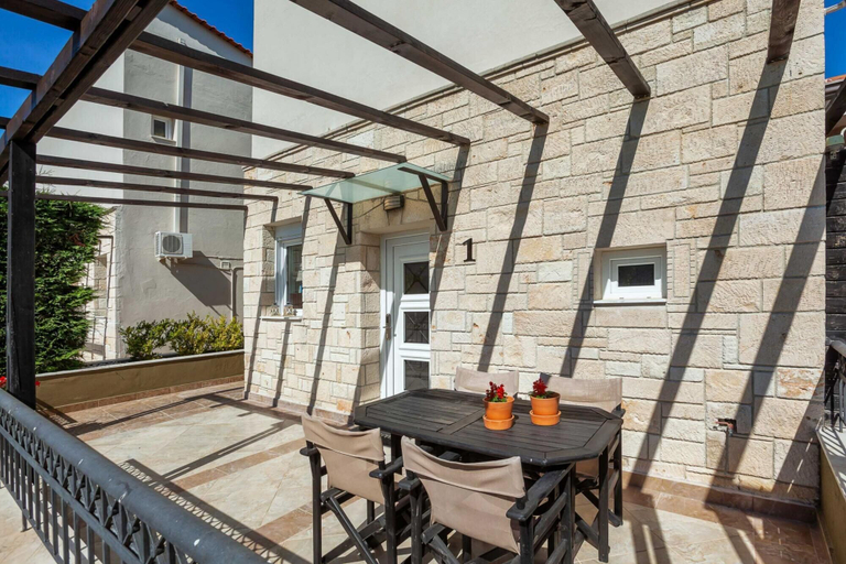 Room 4, Sunny Villa Grande in Kassandra, Central Macedonia