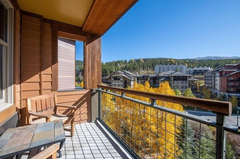 Property grounds, Continental Divide View Riverside Condo - Zephyr Mountain Lodge Select-Rated 2510, Grand