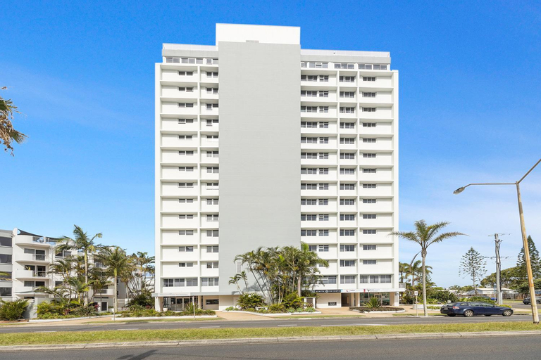 Elouera Beachside Bliss 2 Bedroom Apartment, Maroochy - Maroochydore