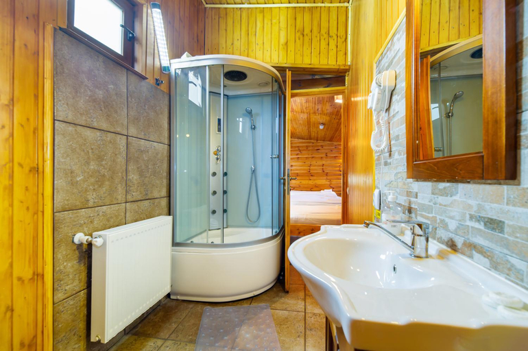 Bathroom 2, Casa Ivett, Brasov