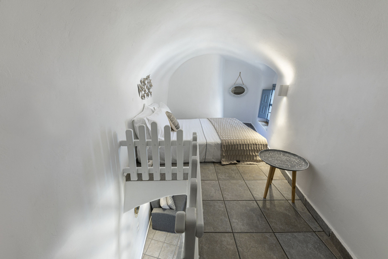 Bedroom 3, Caldera Senses, South Aegean