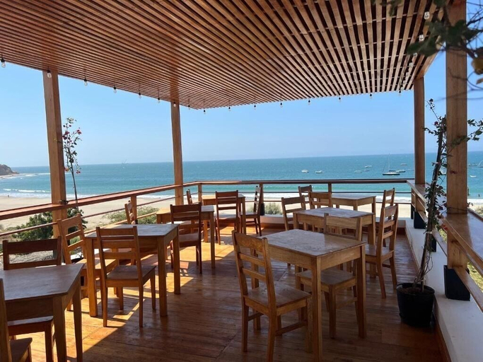 Food & Drinks 4, Punta Veleros Rooftop, Talara