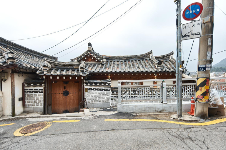 Cottage Nest, Jongno