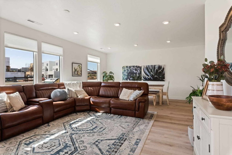 Others 5, Cloud 9 at Desert Color by RedAwning, Washington