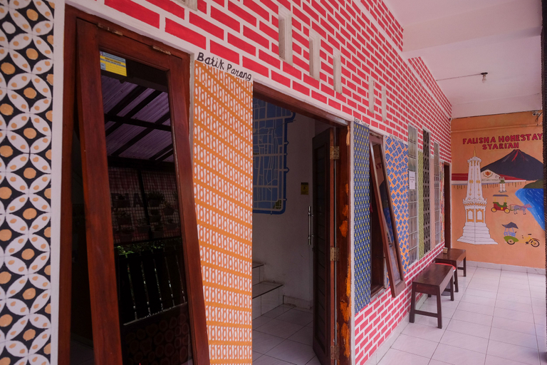 Exterior & Views 2, RedDoorz Syariah @ Falisha UMY, Sleman