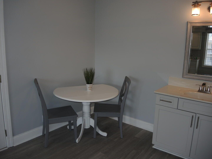 Dining 4, 1408l Home by RedAwning, Brunswick