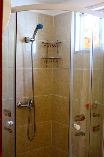 Bathroom 2, Brisas Magicas, n.a289