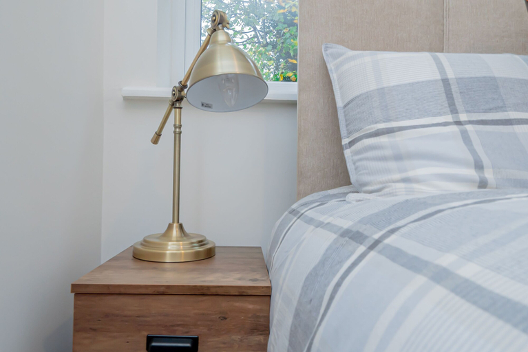 Others 2, Stunning 2-bed Apartment in Purley - Croydon Gem, London