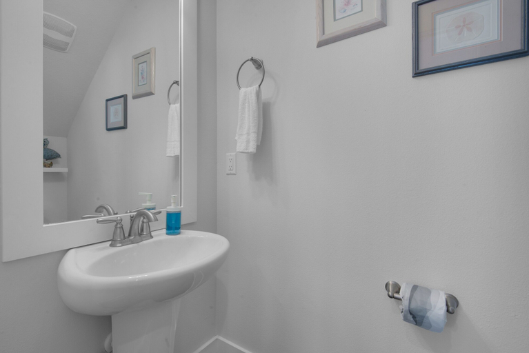 Bathroom 3, Latitude Adjustment 4 Bedroom Home by RedAwning, Escambia